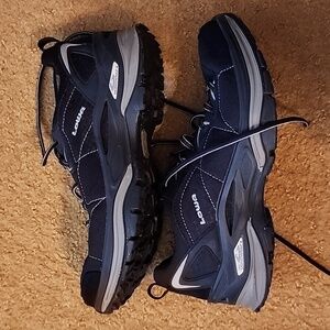 Lowa Ferrox GTX Lo Waterproof Hiking Shoes - Women's Size 8 - Like New